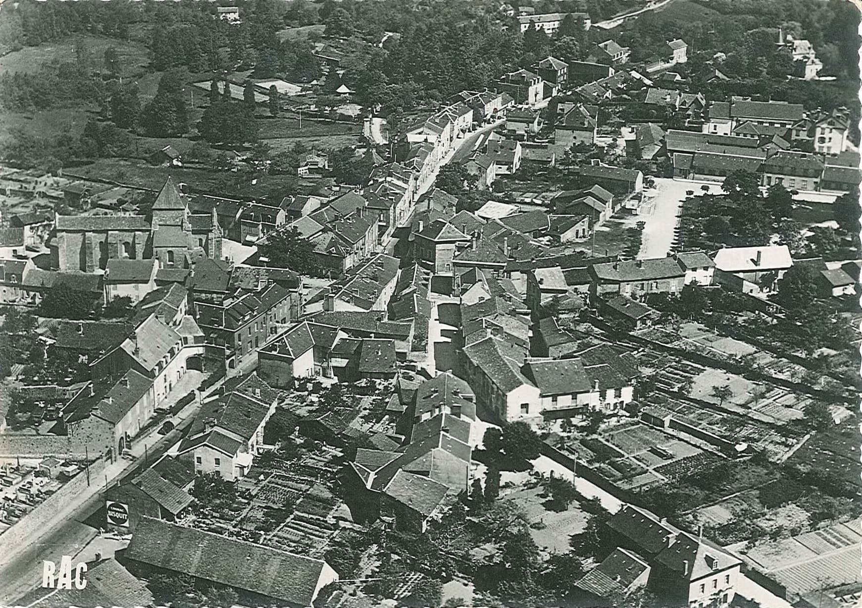 Vue aérienne de Bessines