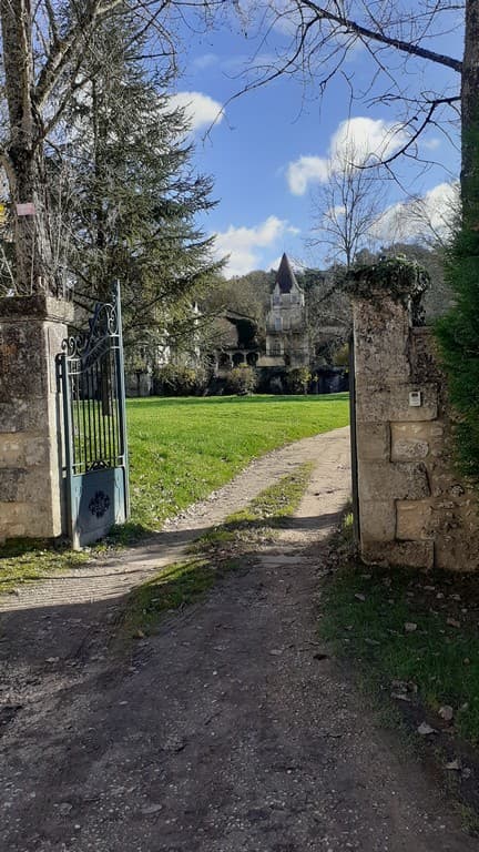 vue entrée château Jaure