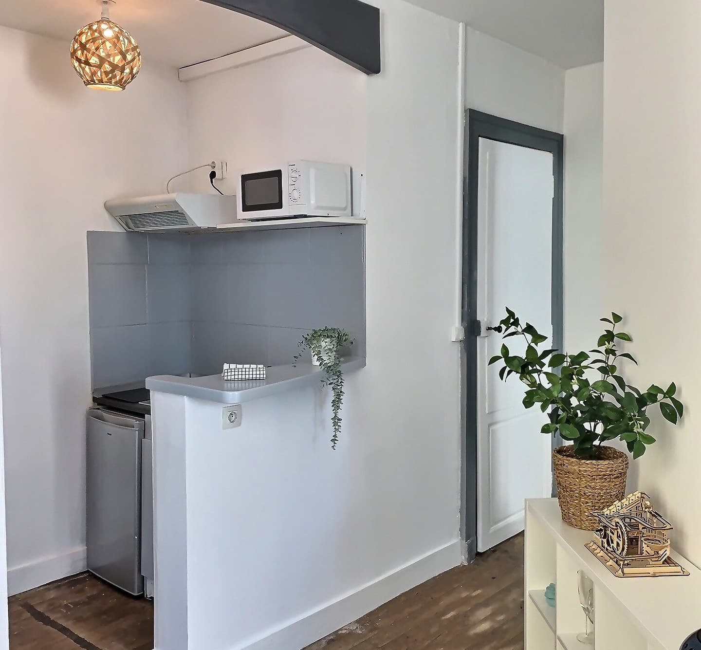 Wonderhost Henry IV - Pau - kitchenette