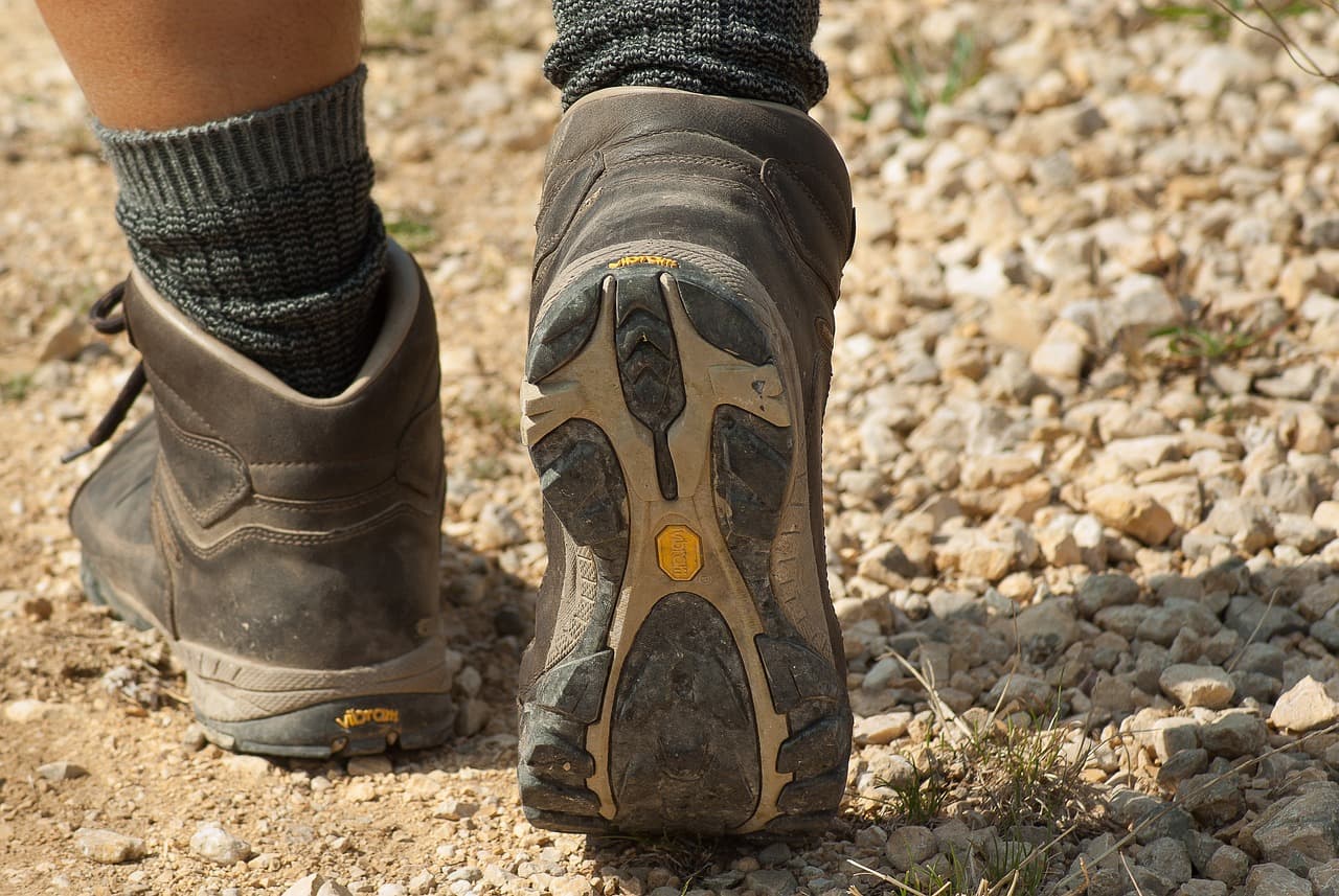 walking-1694137_1280