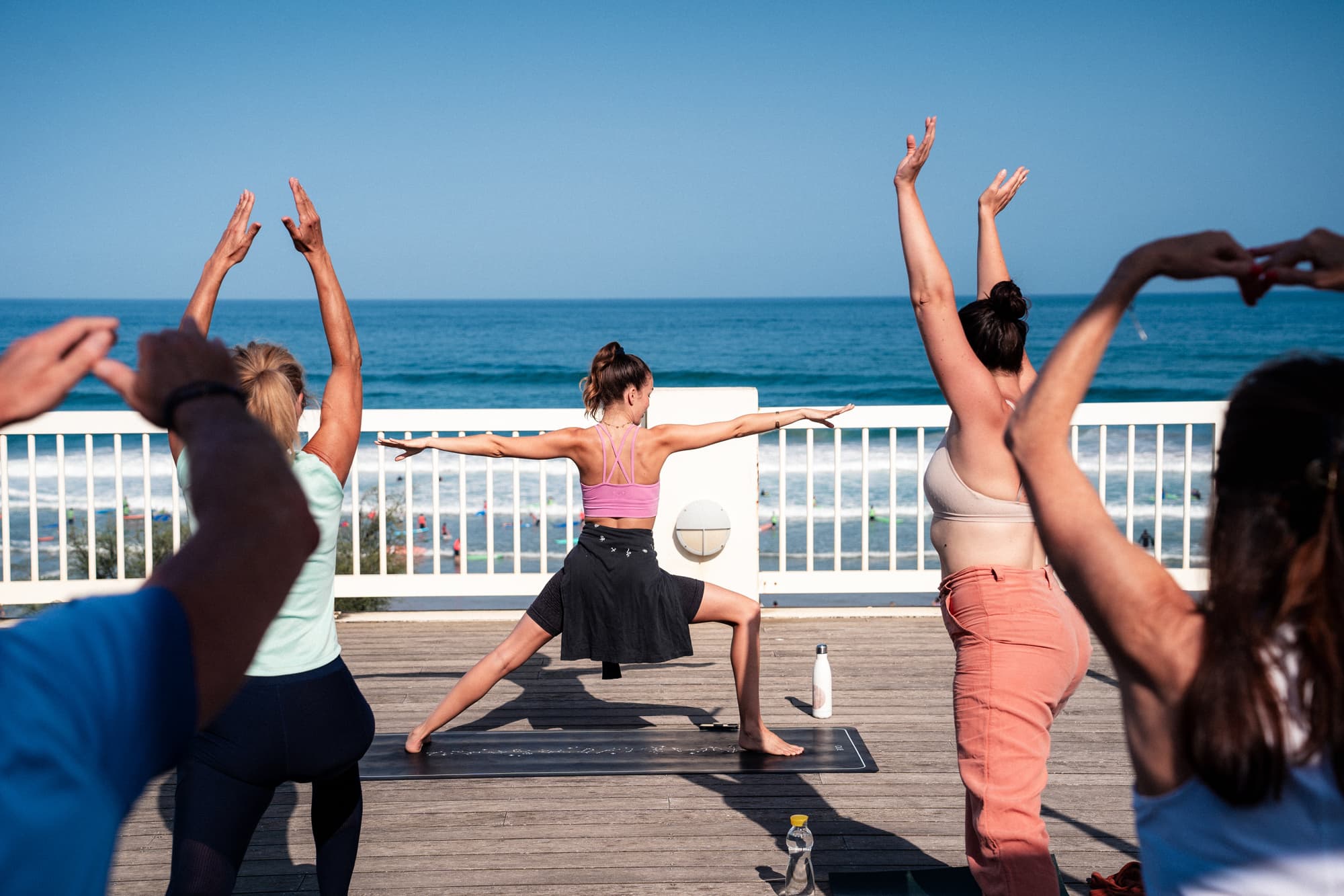 Yoga face à l'océan