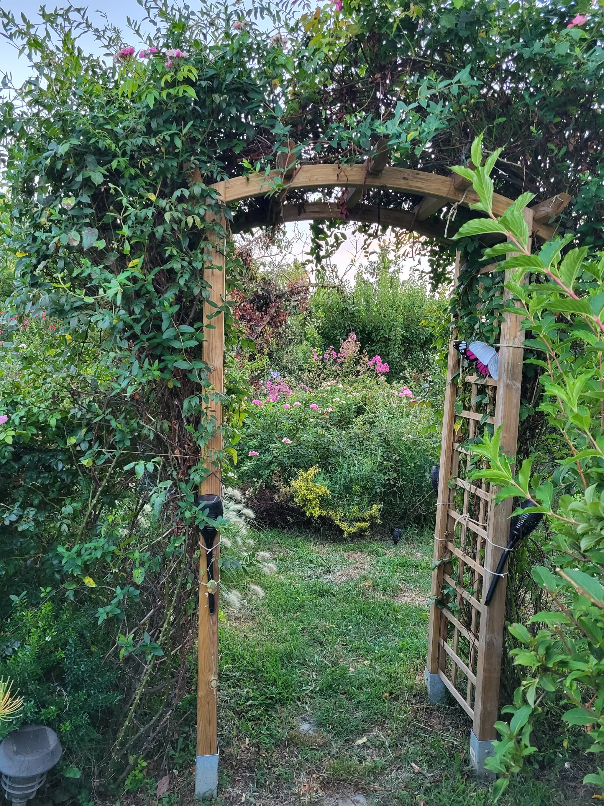 Aspres Thuir La Maison des Roses