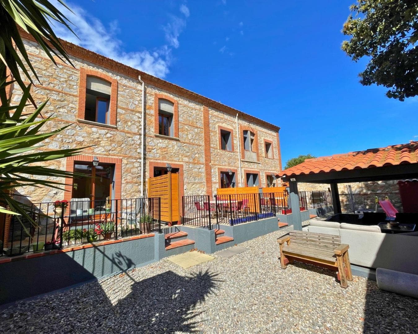 La Maison Jaune_14