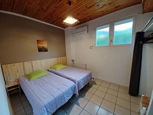 CHAMBRE 1 311