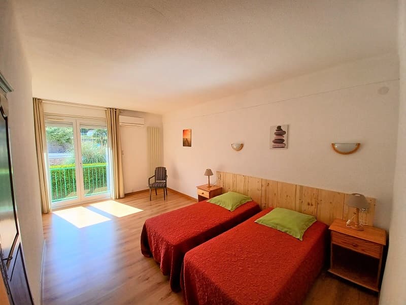 CHAMBRE 108