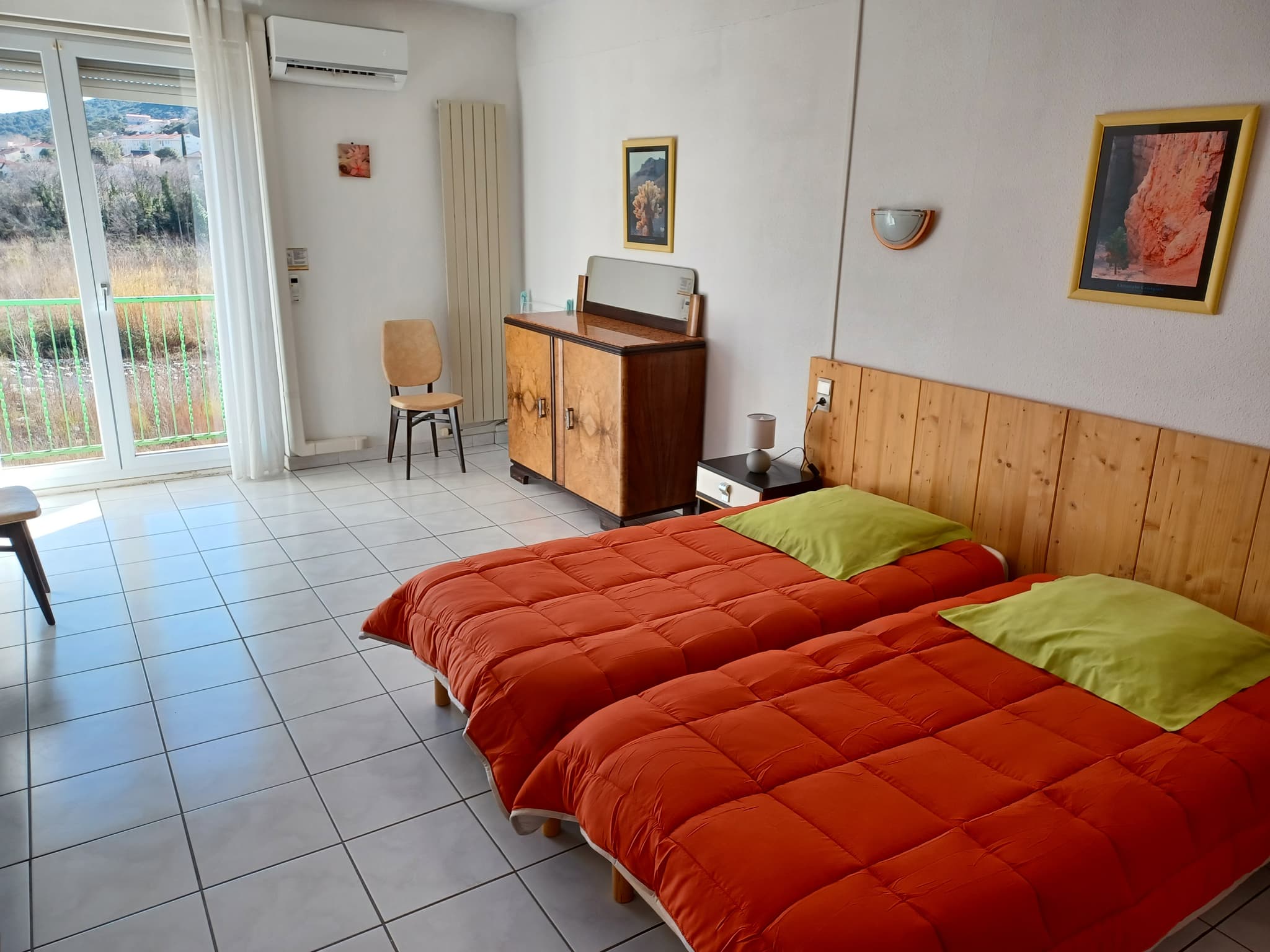 CHAMBRE 201