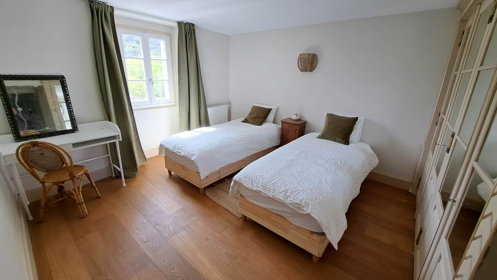 CHAMBRE 5