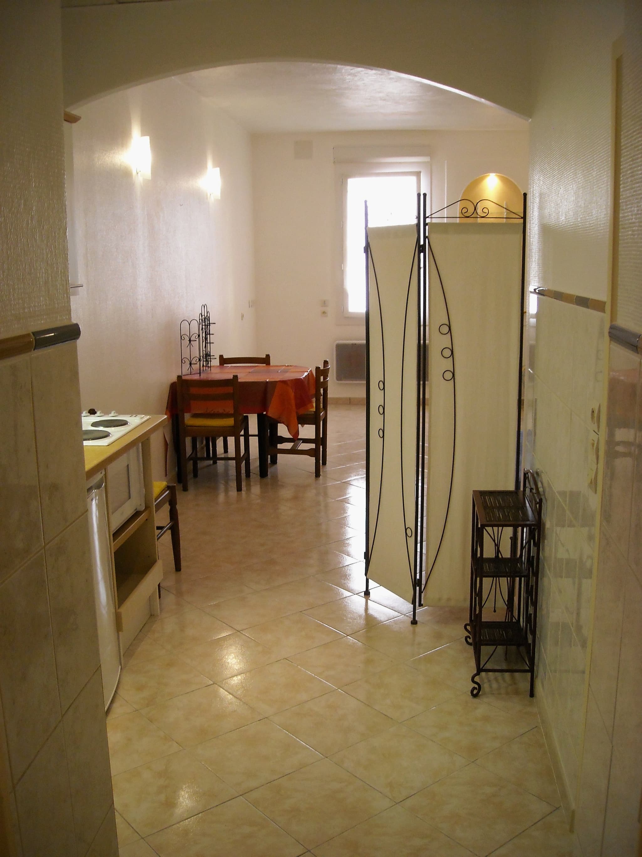 Entrée et accès cuisine
