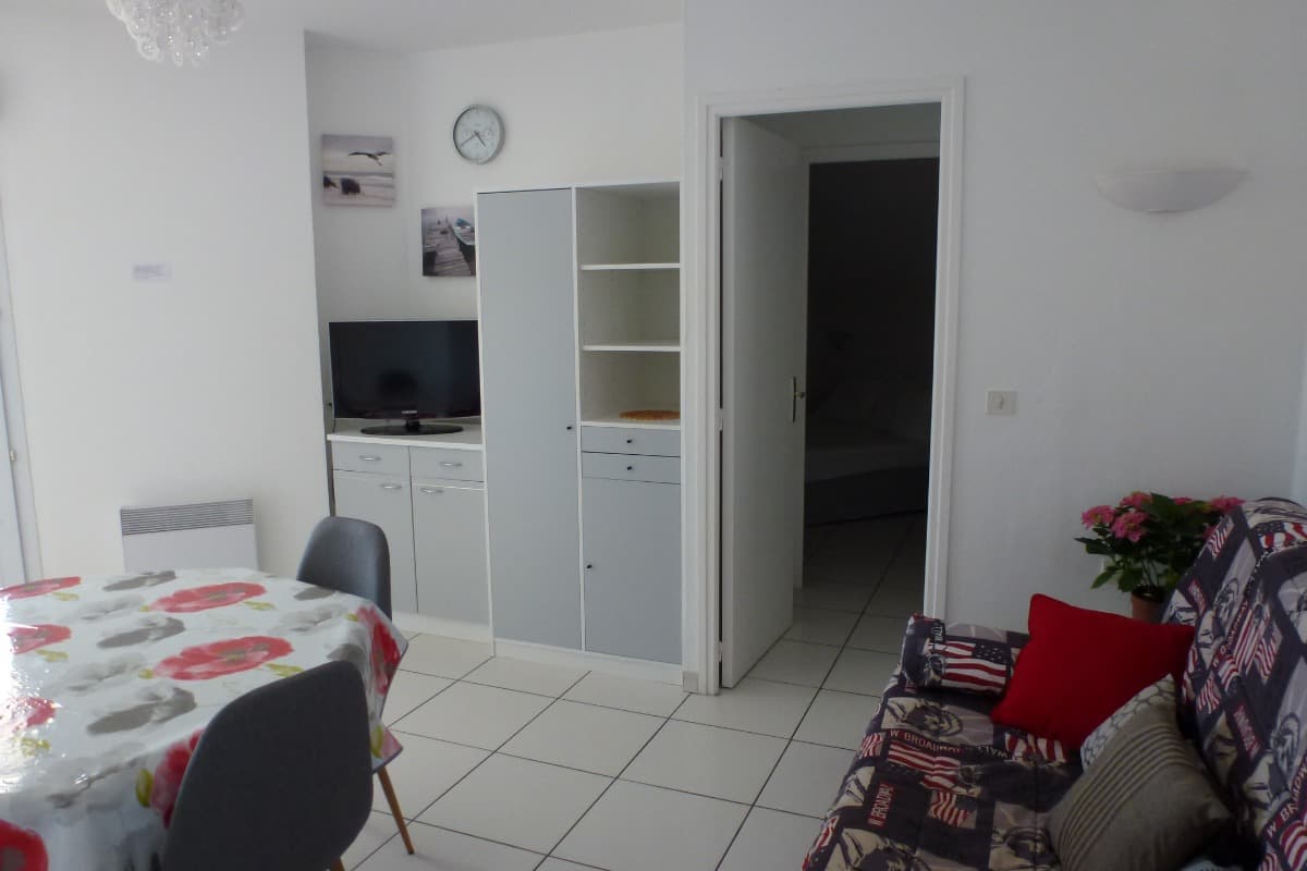 HLOLAR0660000266_6