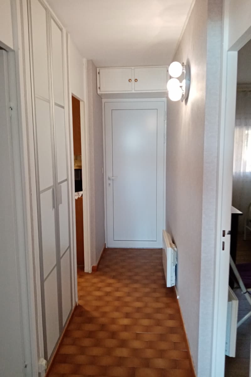HLOLAR066NO21217_14