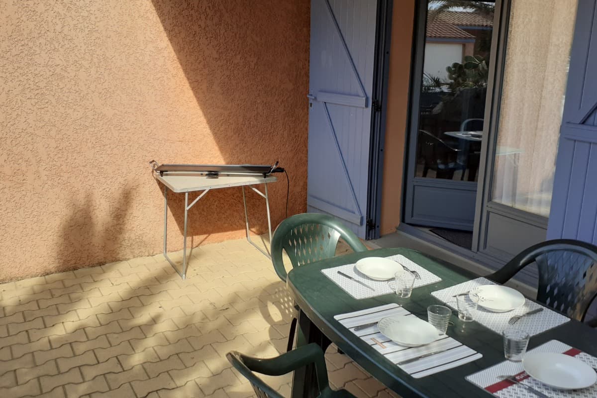 HLOLAR066NO21451_14