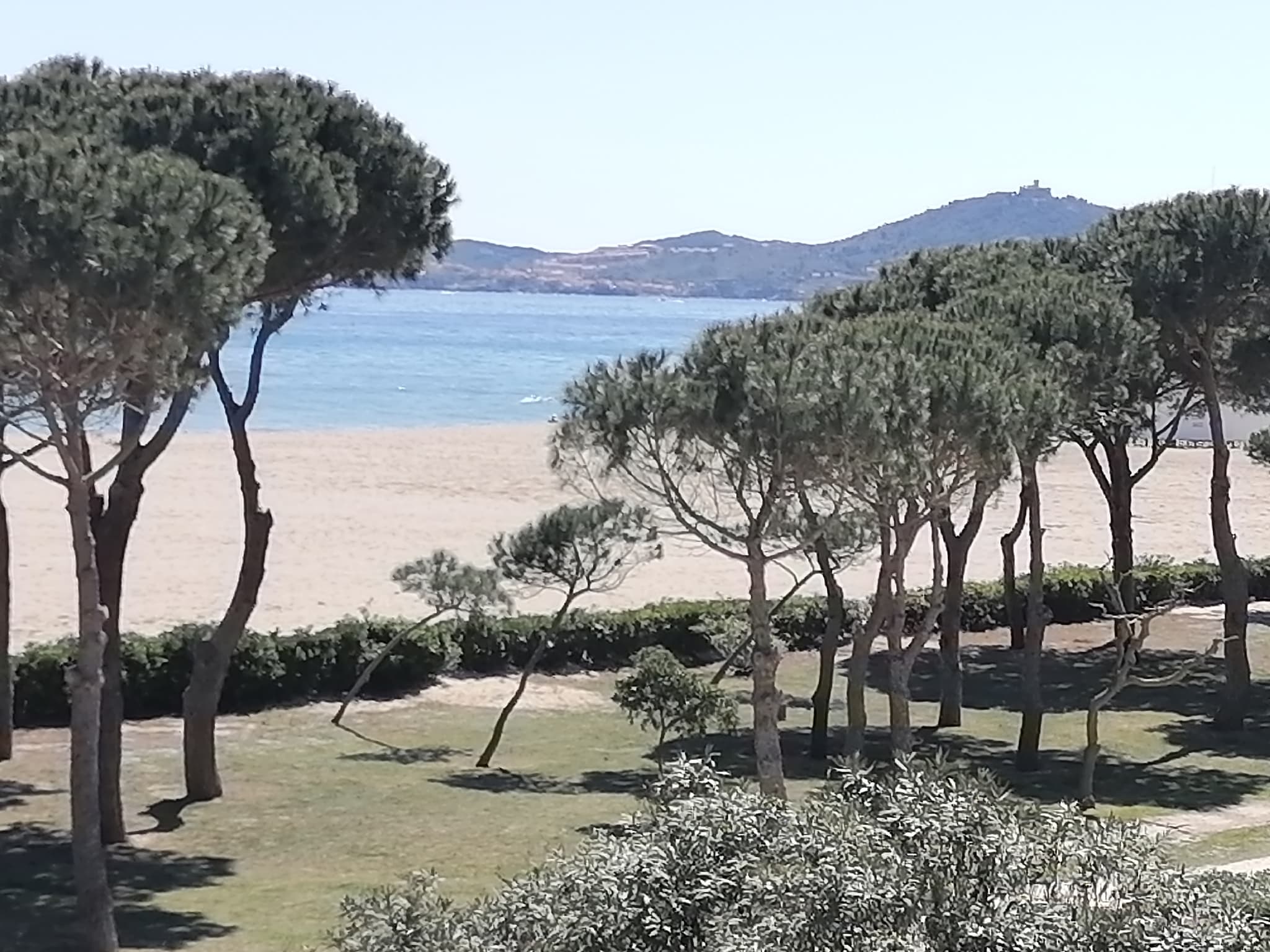 LE PETIT PARADIS