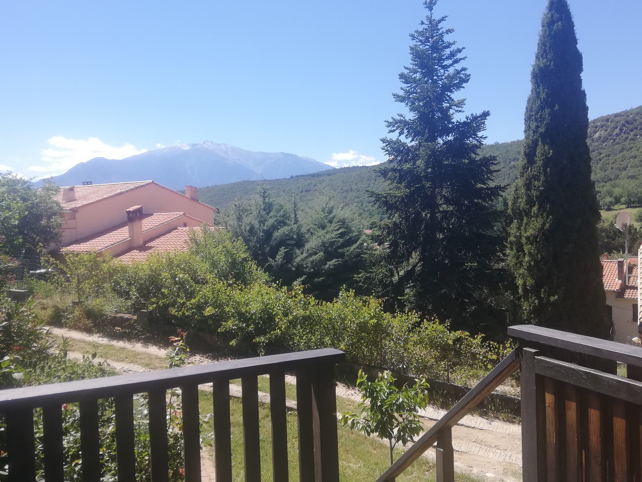 Vue sur le Canigó