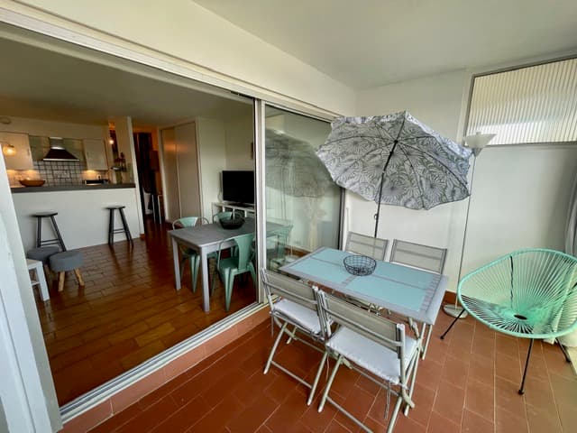 LOGGIA