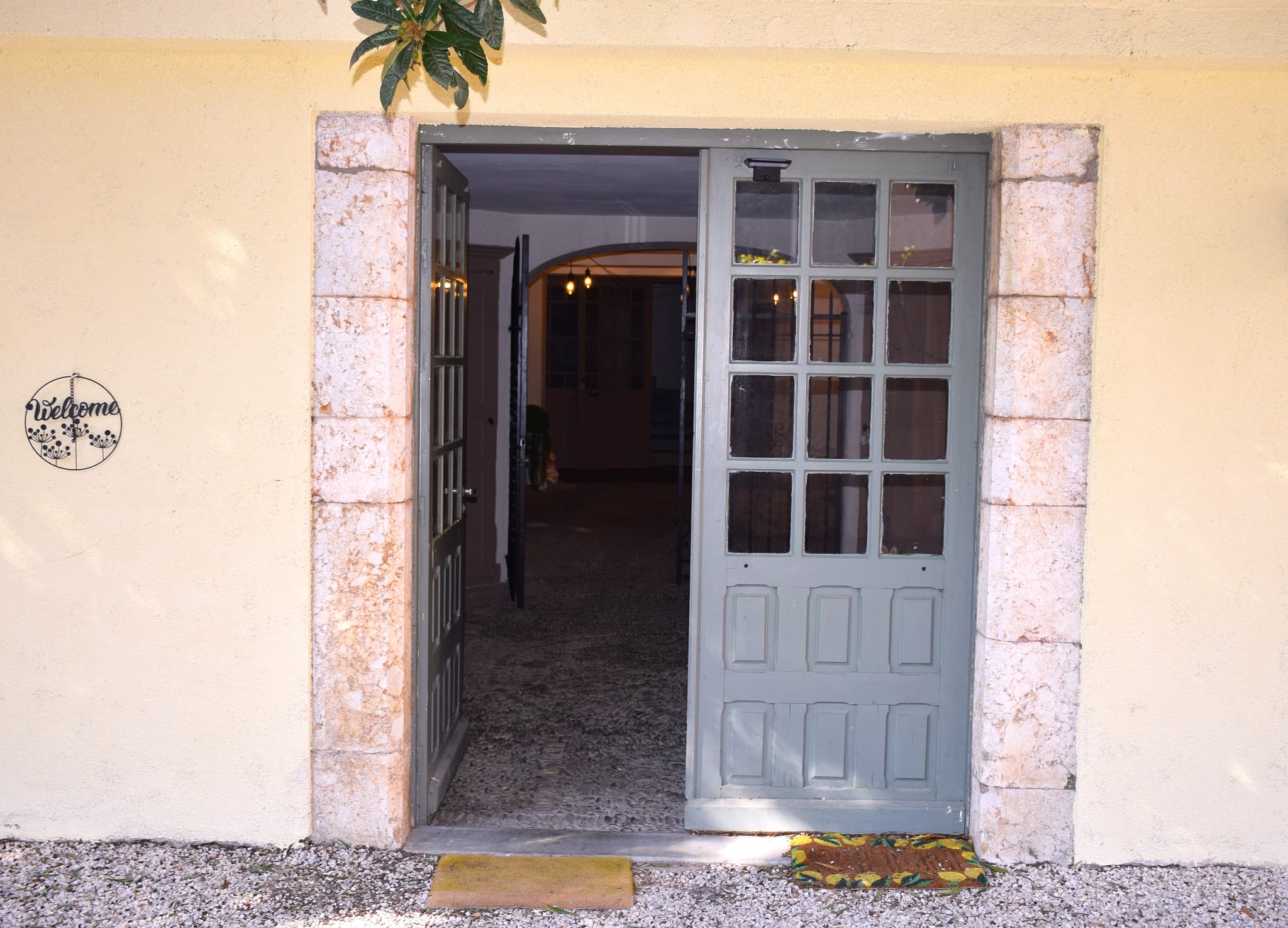 Porte entrée