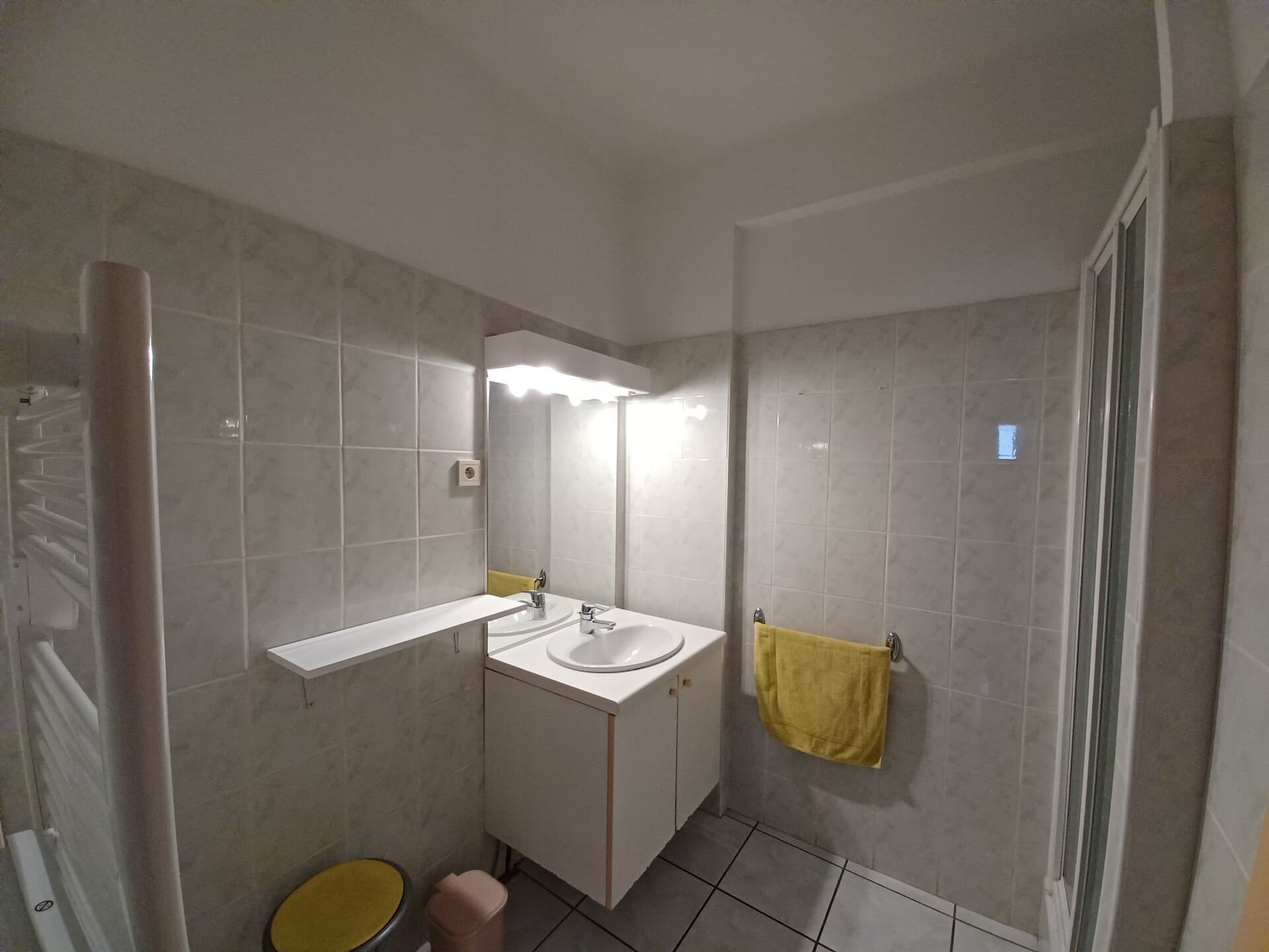 SALLE D'EAU 201