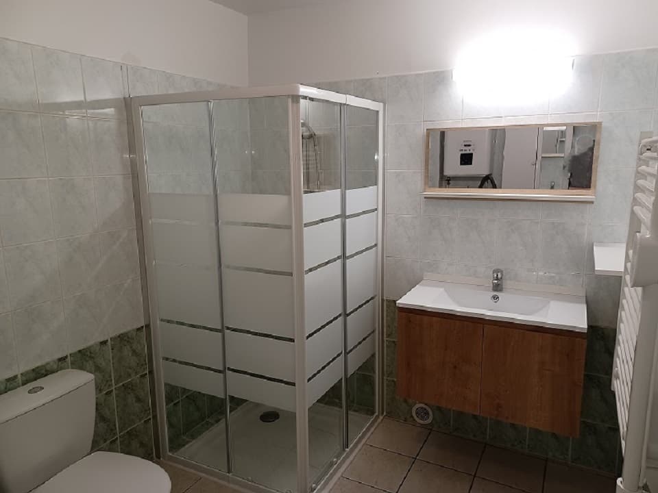 SALLE D'EAU 310