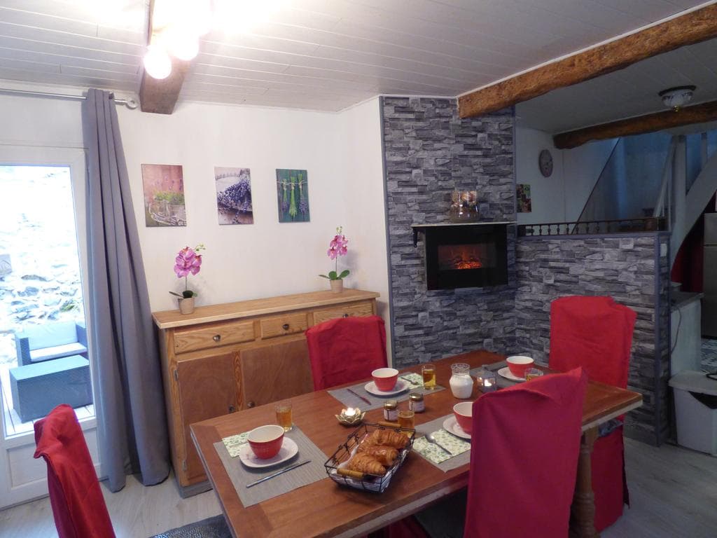 Salle à manger - L'OSTALET