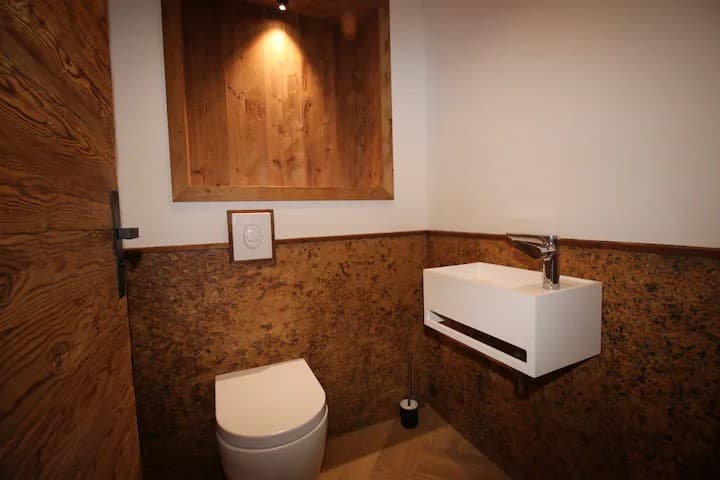 WC 1
