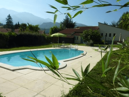 bird piscine et maison
