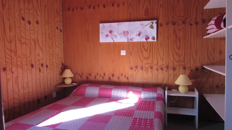 chambre grand lit
