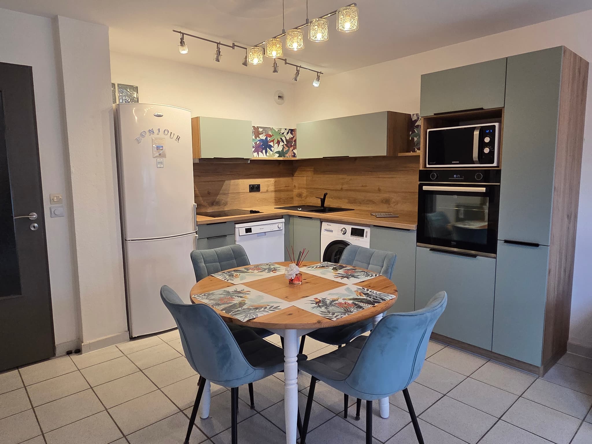 cuisine entièrement équipée