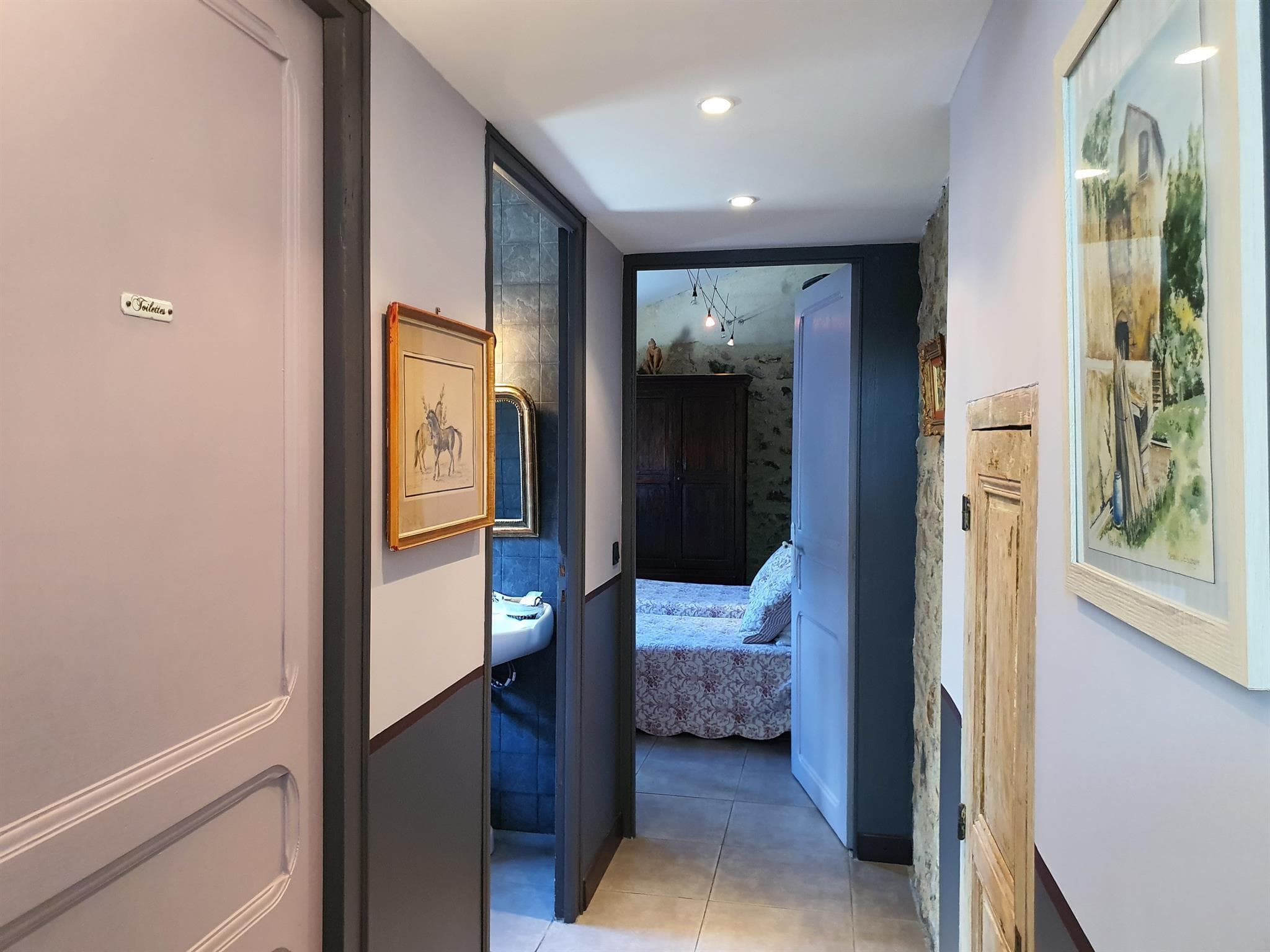couloir salle d'eau et chambre 2 lits 2021_37
