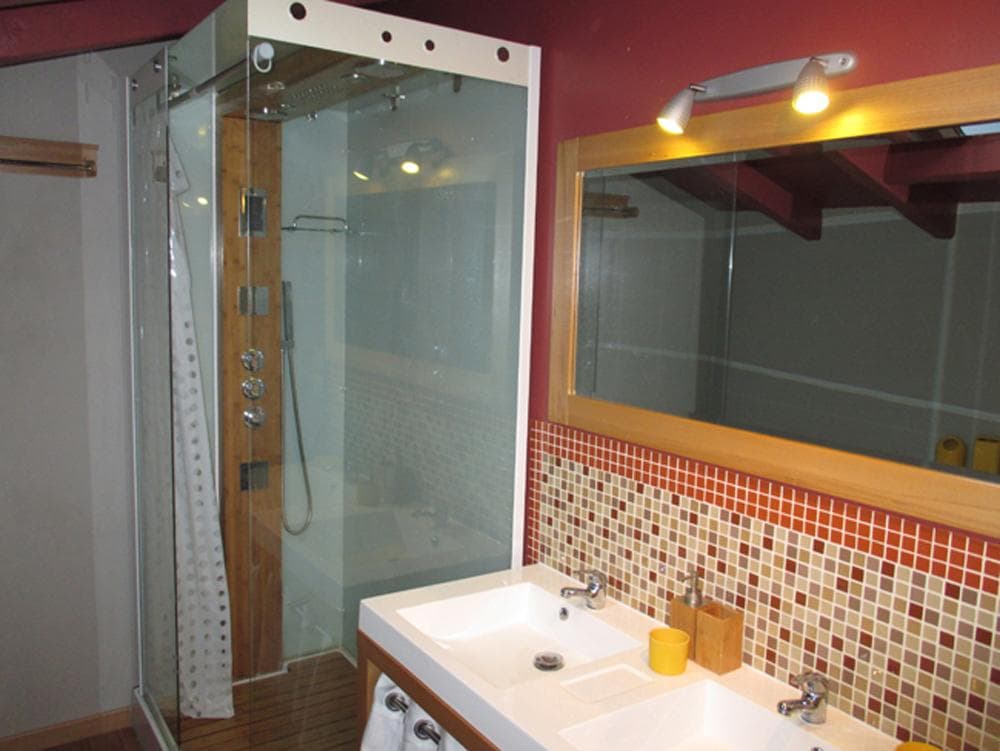 La salle de bains côté douche_20