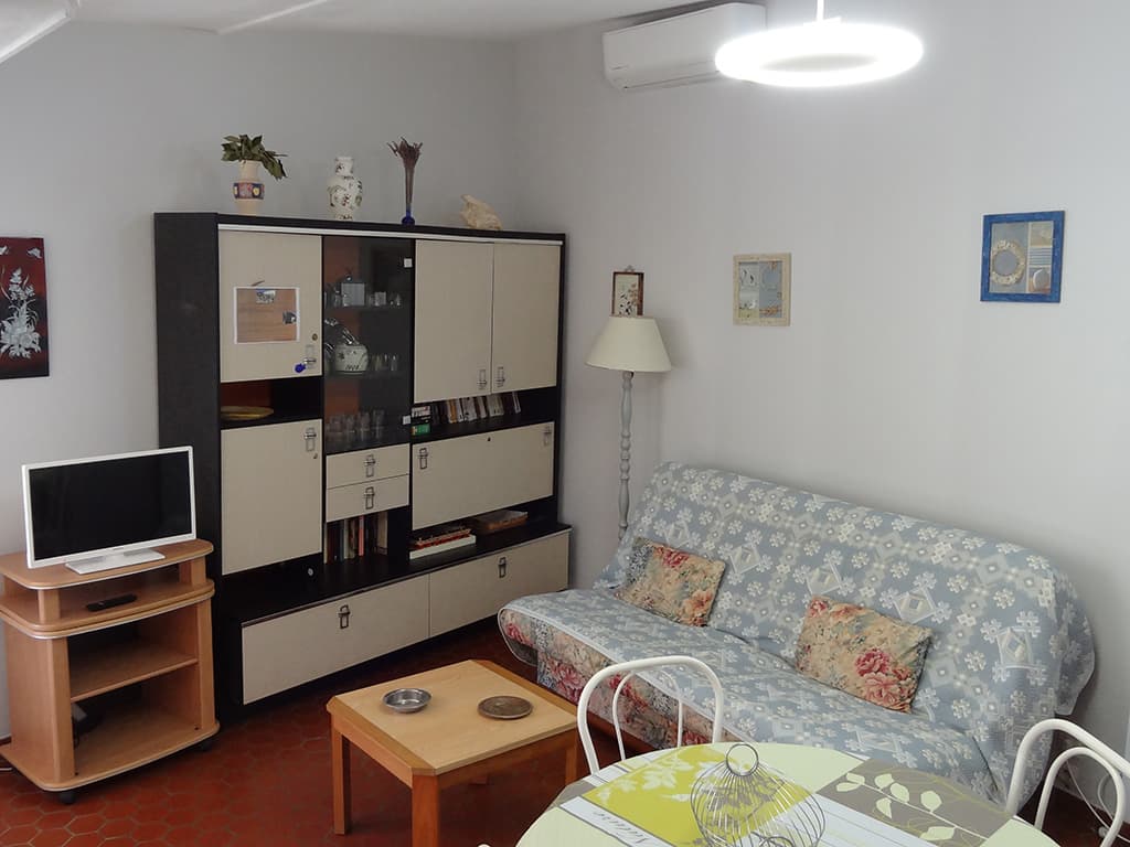 TORREILLES LOC MEUBLEE FRACHETTE