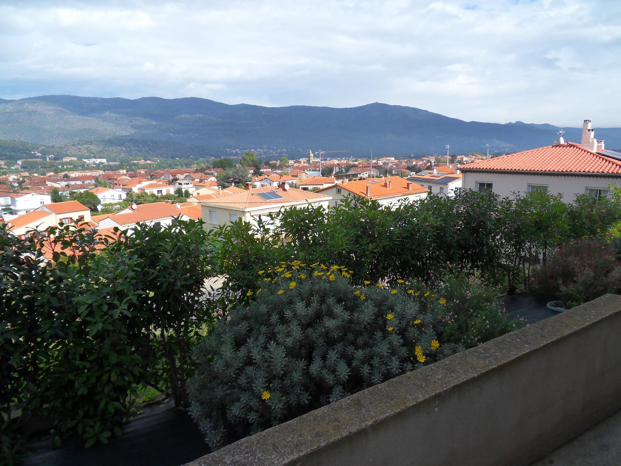 vue depuis le gîte Legrand Prades