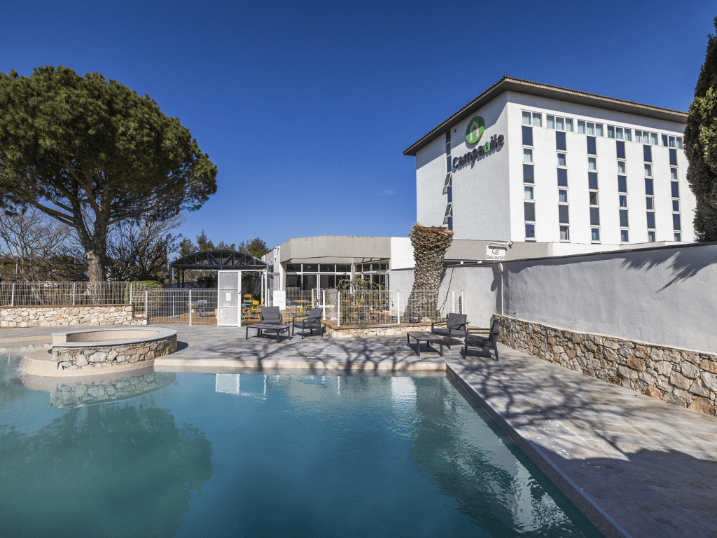 Rivesaltes_hotel Campanile_extérieur