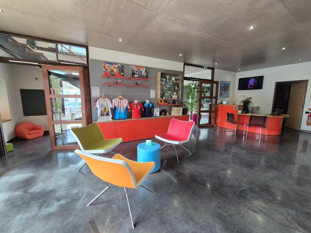 TORREILLES COMMERCES ET SERVCE OT VILLAGE