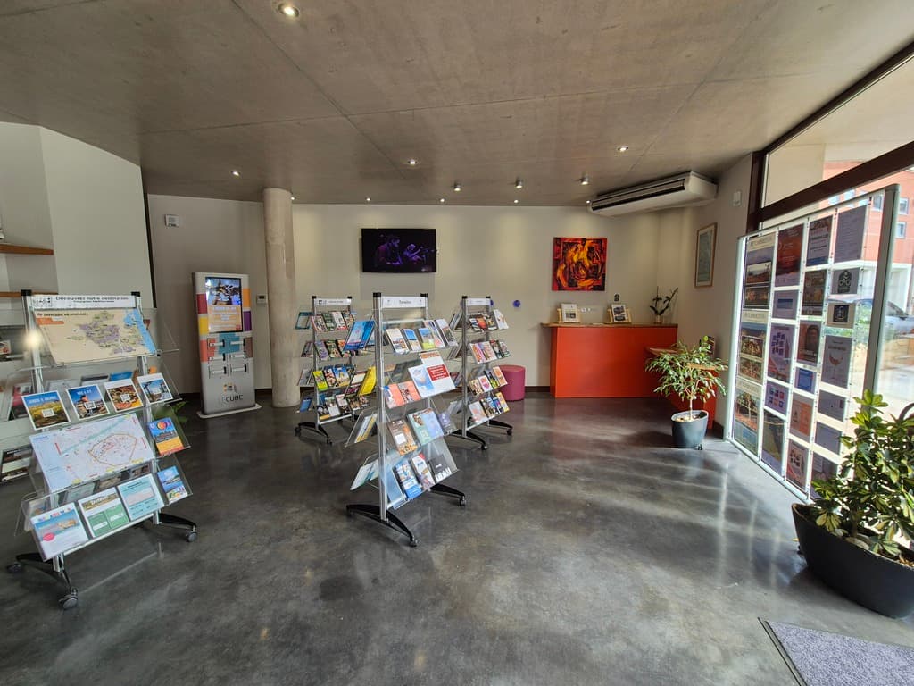 TORREILLES COMMERCES ET SERVCE OT VILLAGE