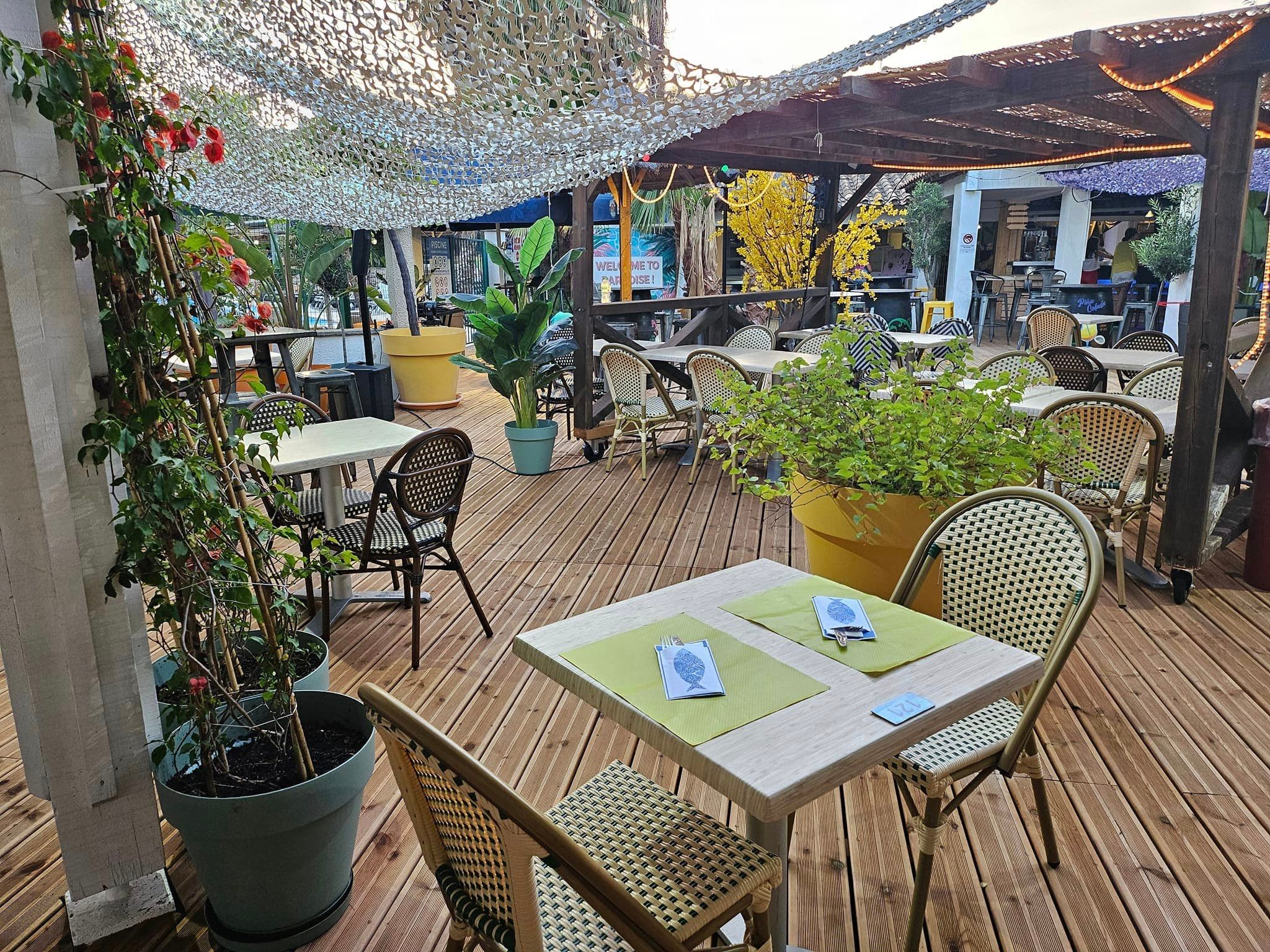 Bar Malibu Village