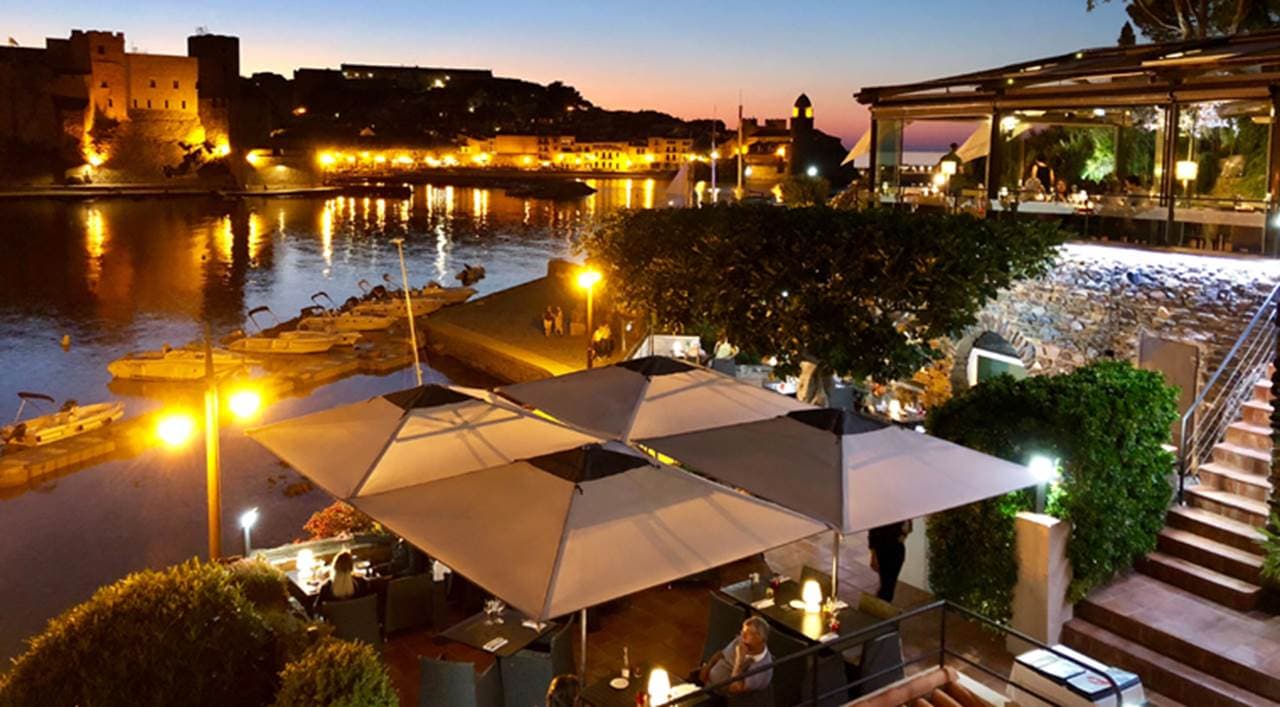 8-restaurant-neptune-terrasse-nuit