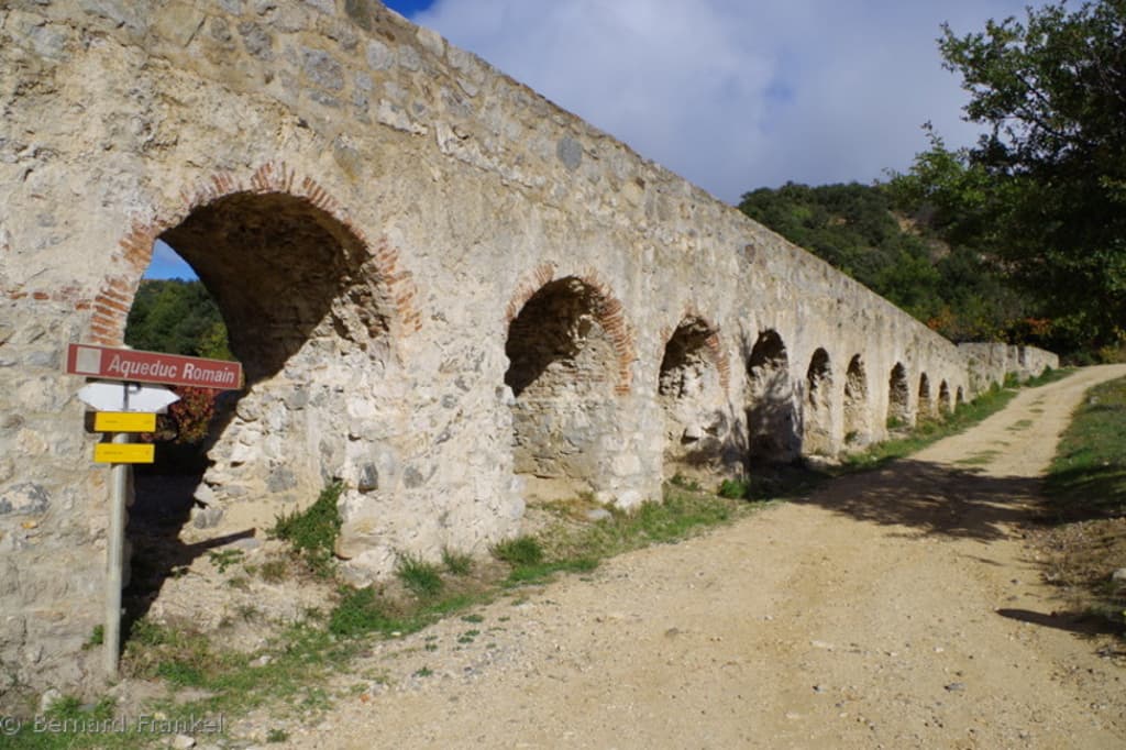 Aqueduc Ansignan 1