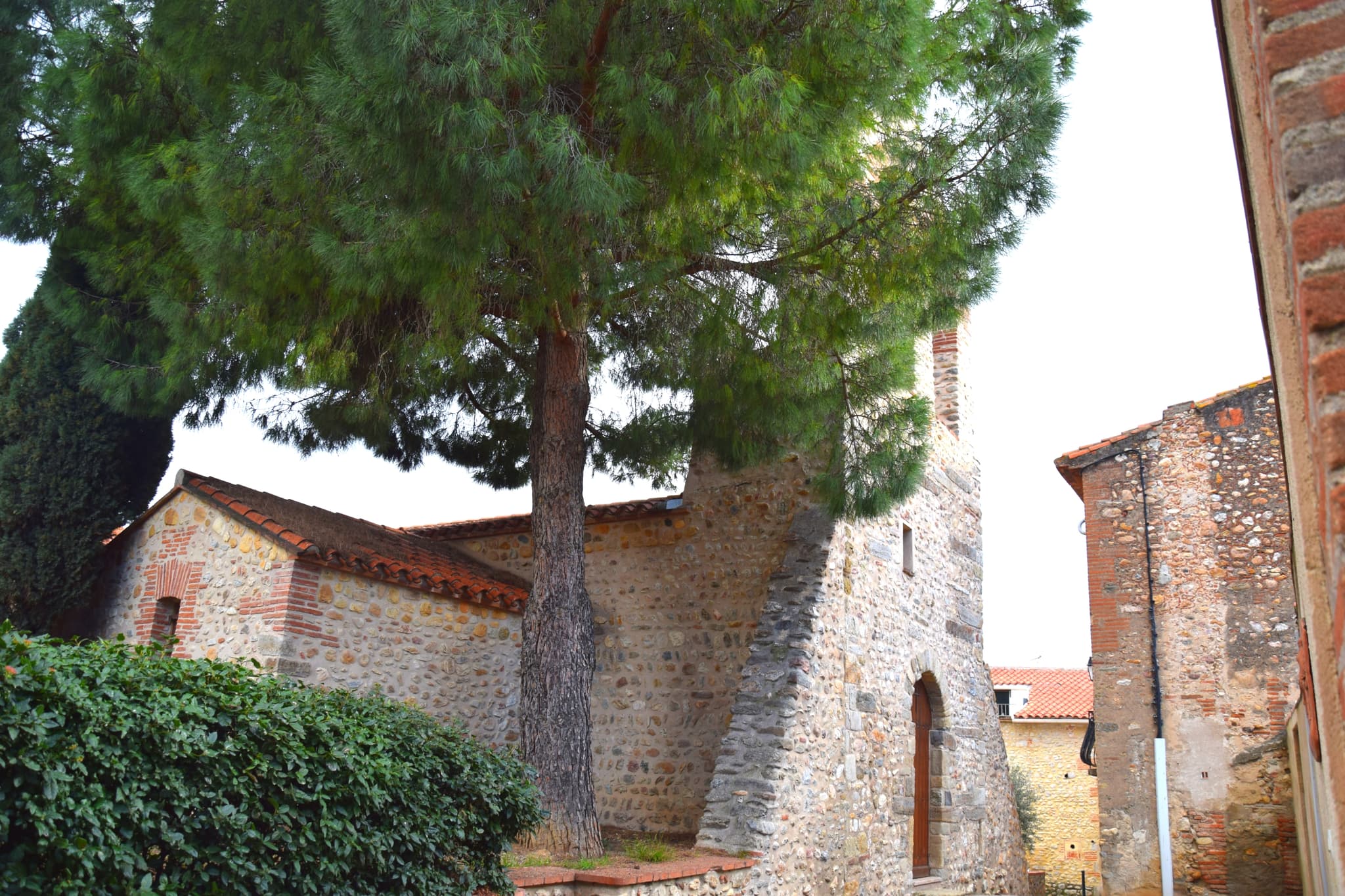 Aspres Saint Jean Lasseille Eglise HD1