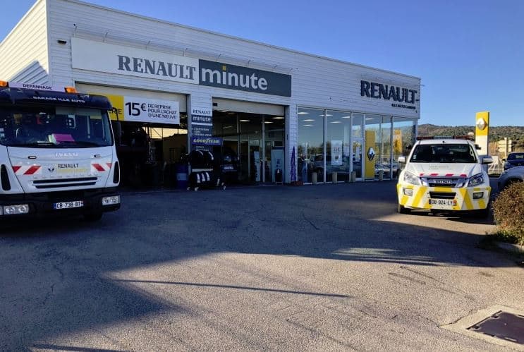borne-voiture-electrique-garage-renault-ille-sur-tet