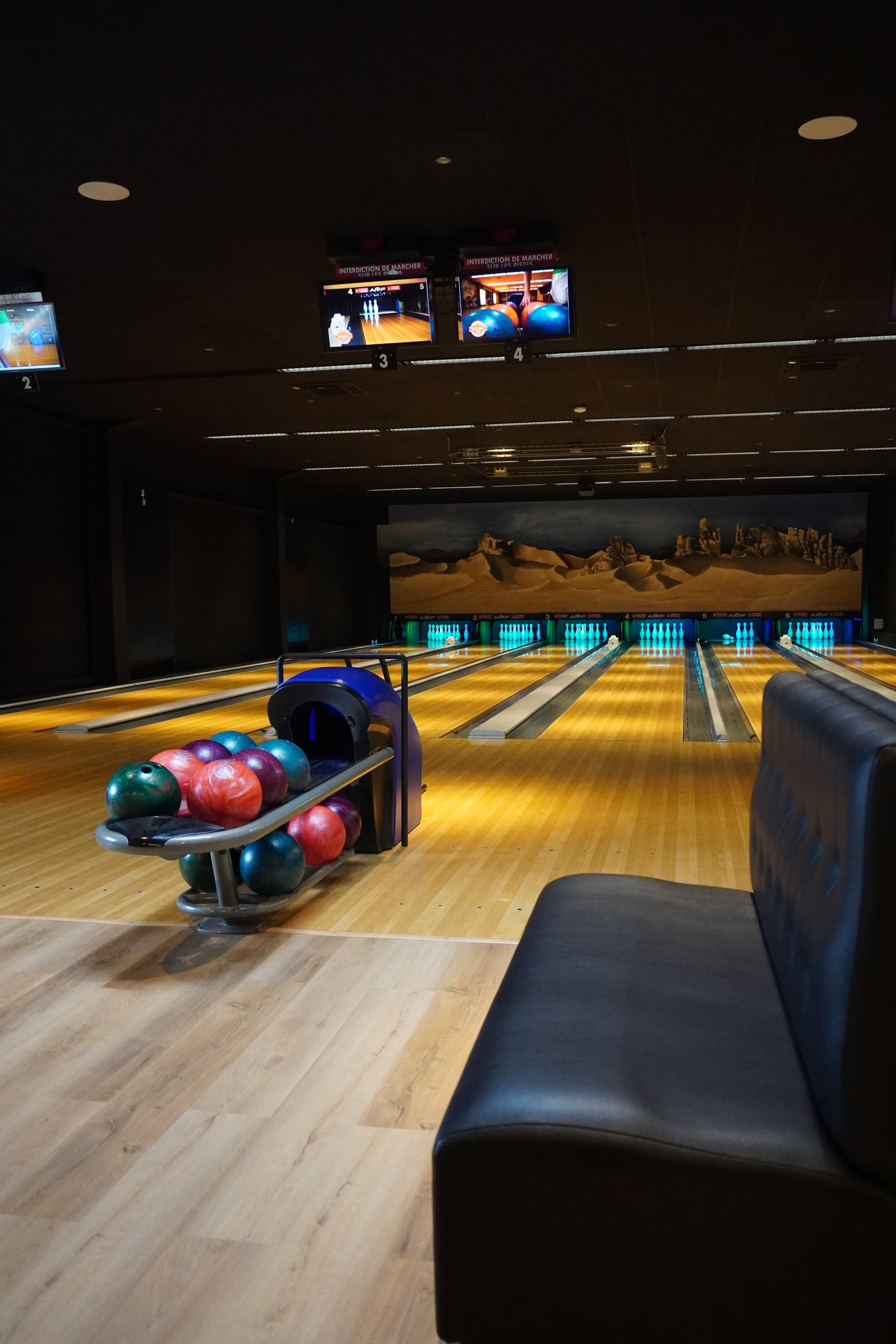 PLAZA BOWL