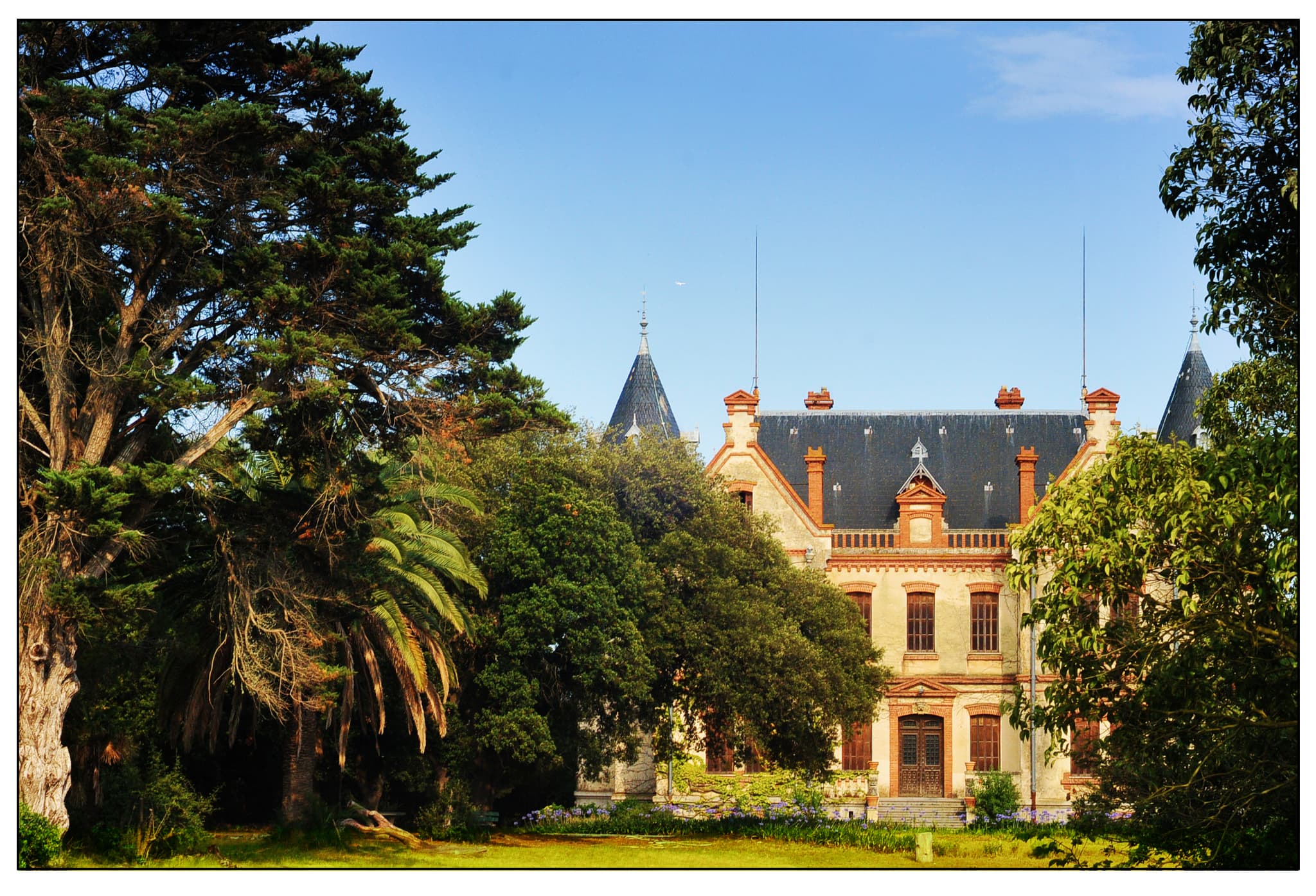 chateau l'esparrou