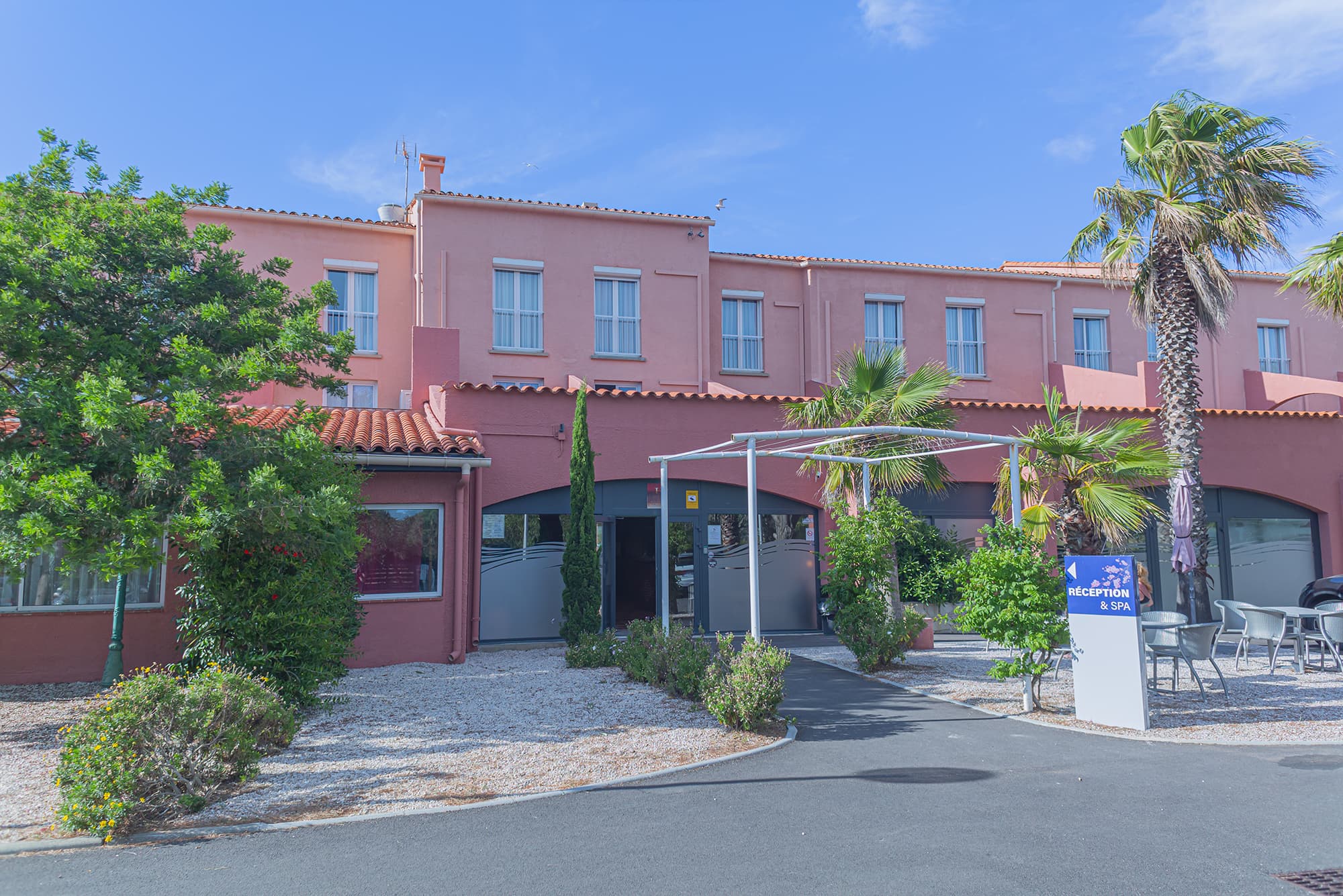 Extérieur hôtel 1