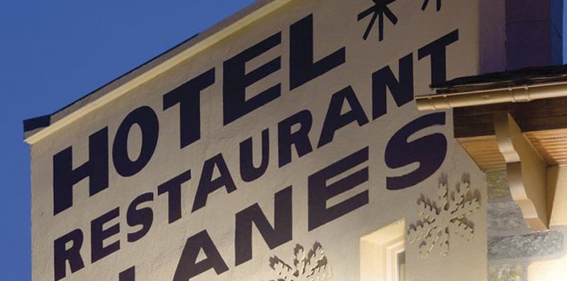 HOTEL PLANES 1