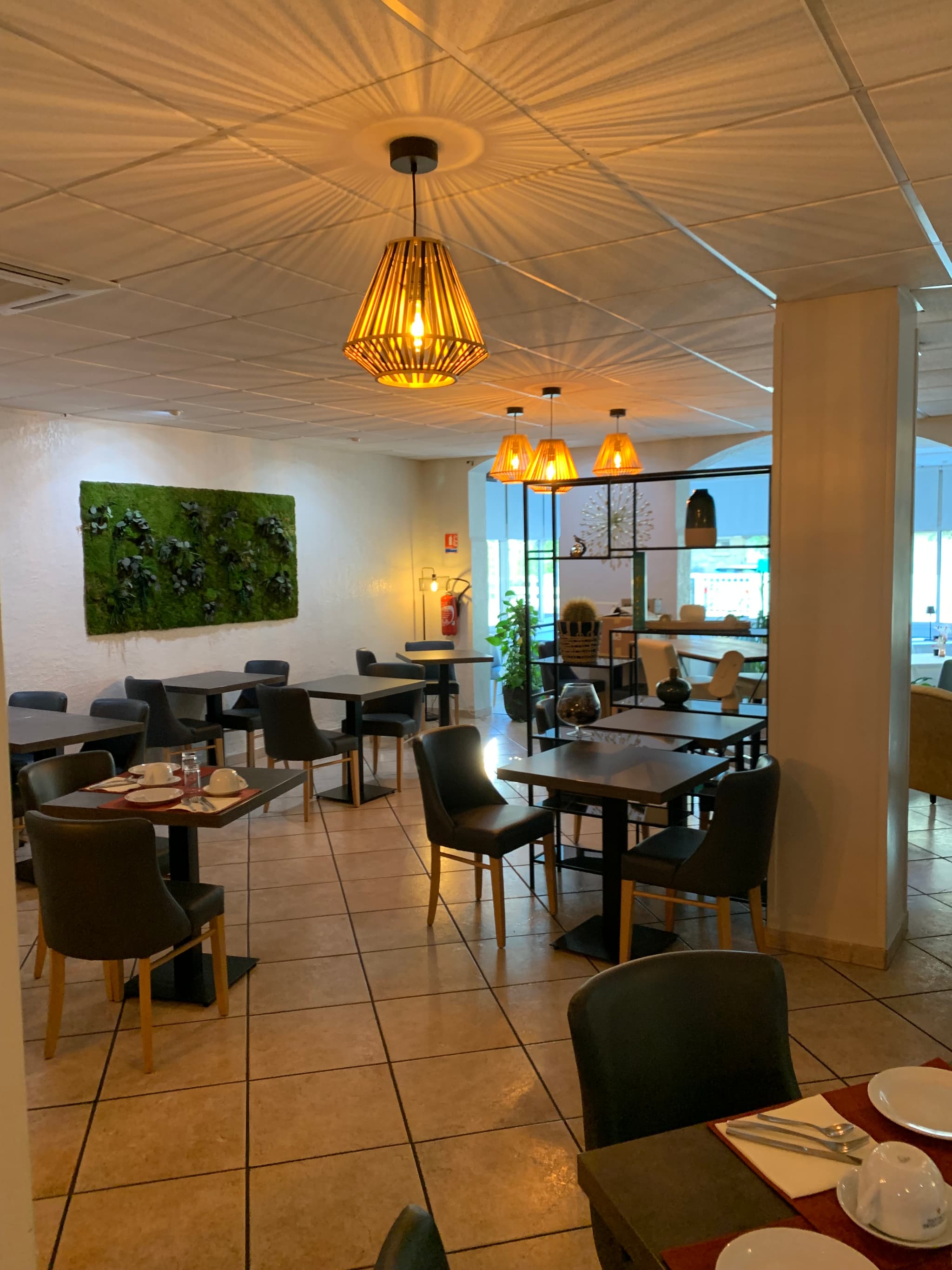 Salle de petit dejeuner
