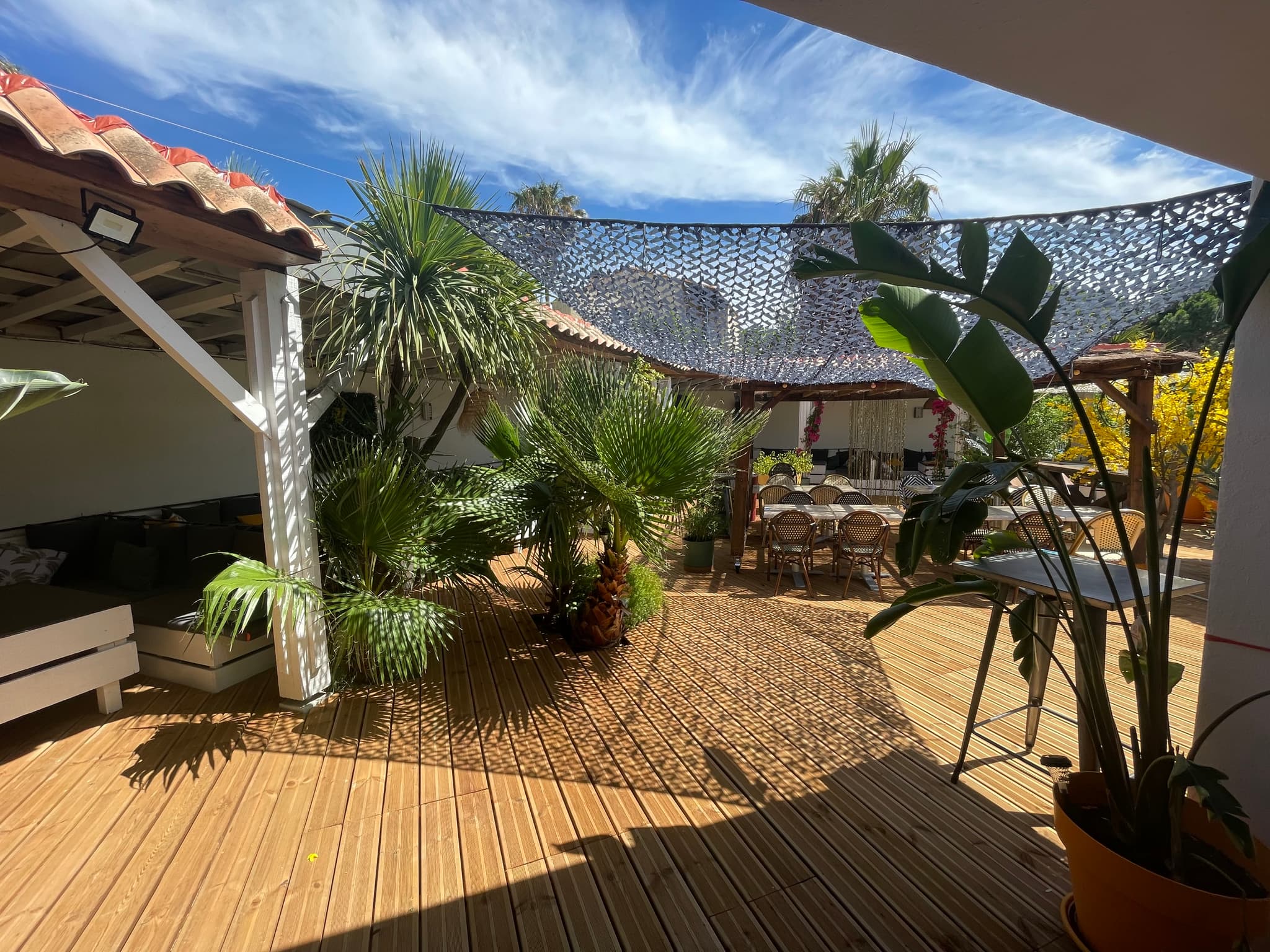 Bar Malibu Village