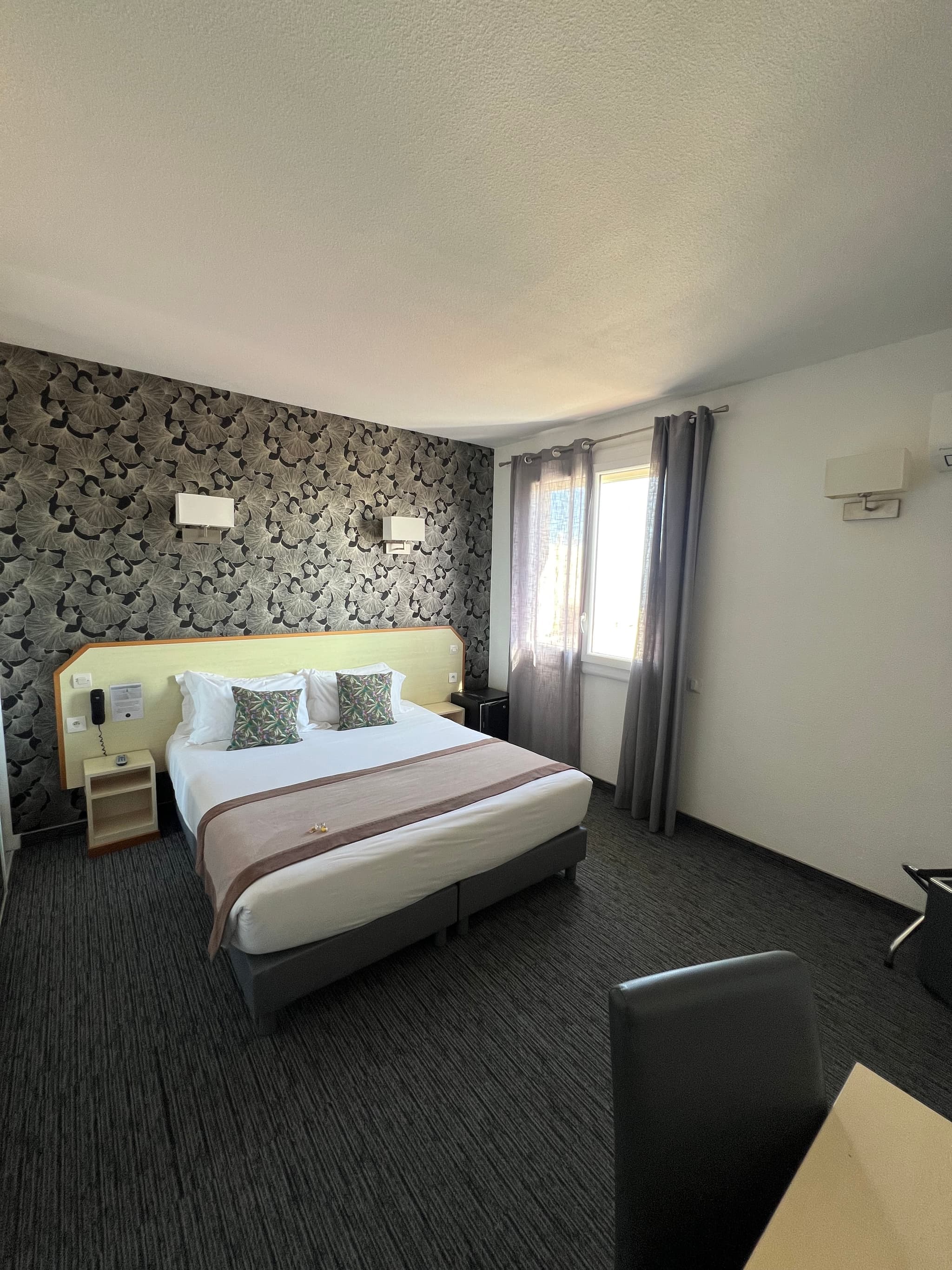 HOTEL LE REGINA Chambre confort PMR