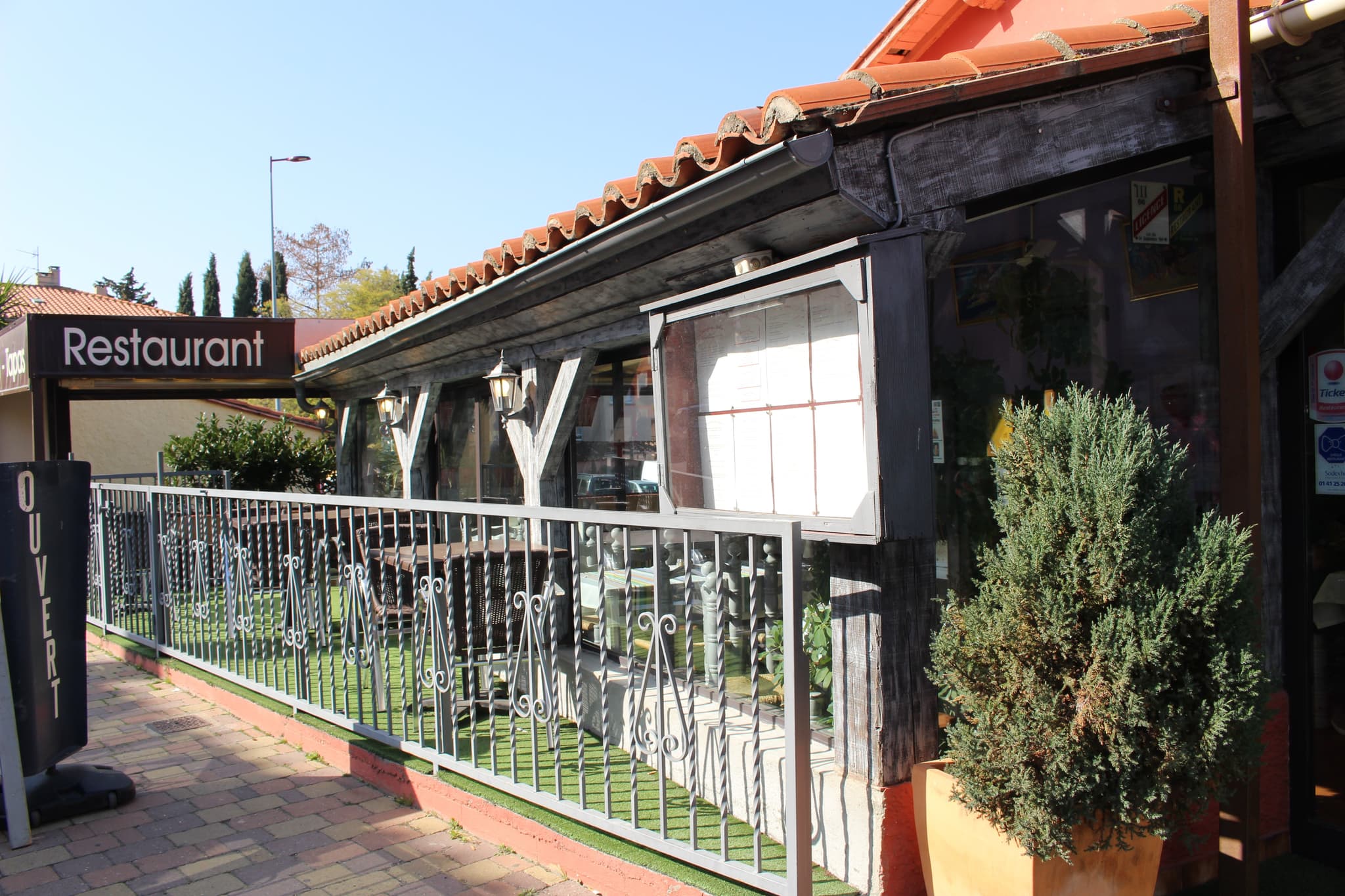 AUBERGE DES ALBERES