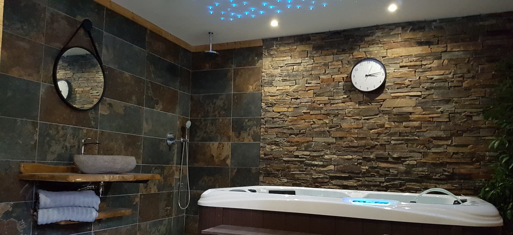 JACUZZI