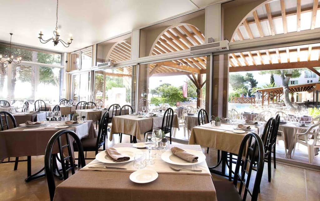 Le Lido 7