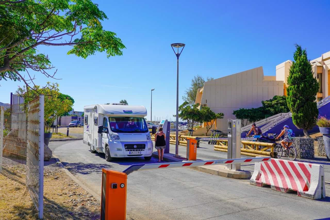 PORT BARCARES AIRE CAMPING CAR 2