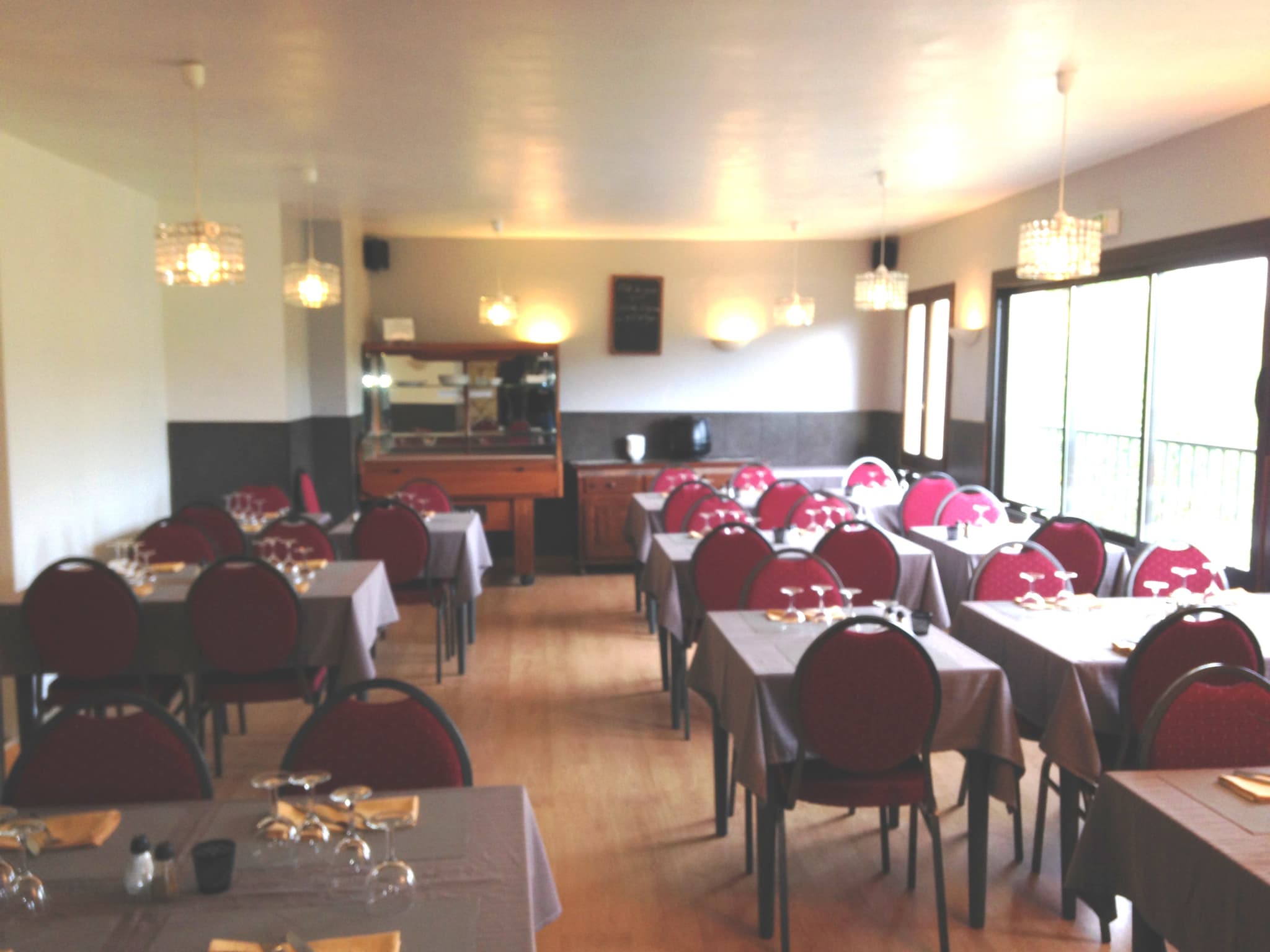SALLE RESTO